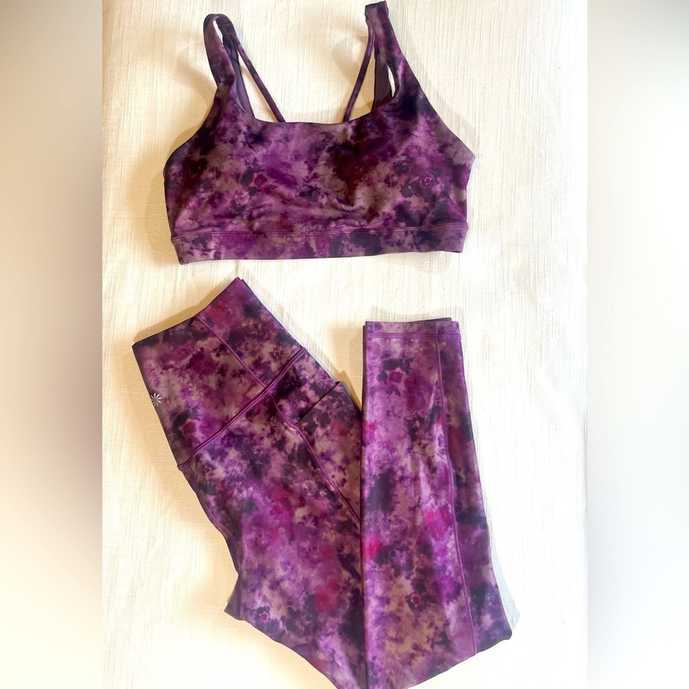 NWOT Athleta Purple Tie Dye Salutation II SET - 7/8 stash leggings and bra sz SM
